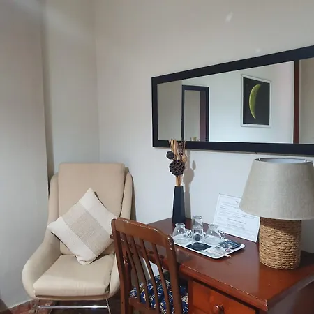Luna-guest Aparthotel Alcalá de Guadaira